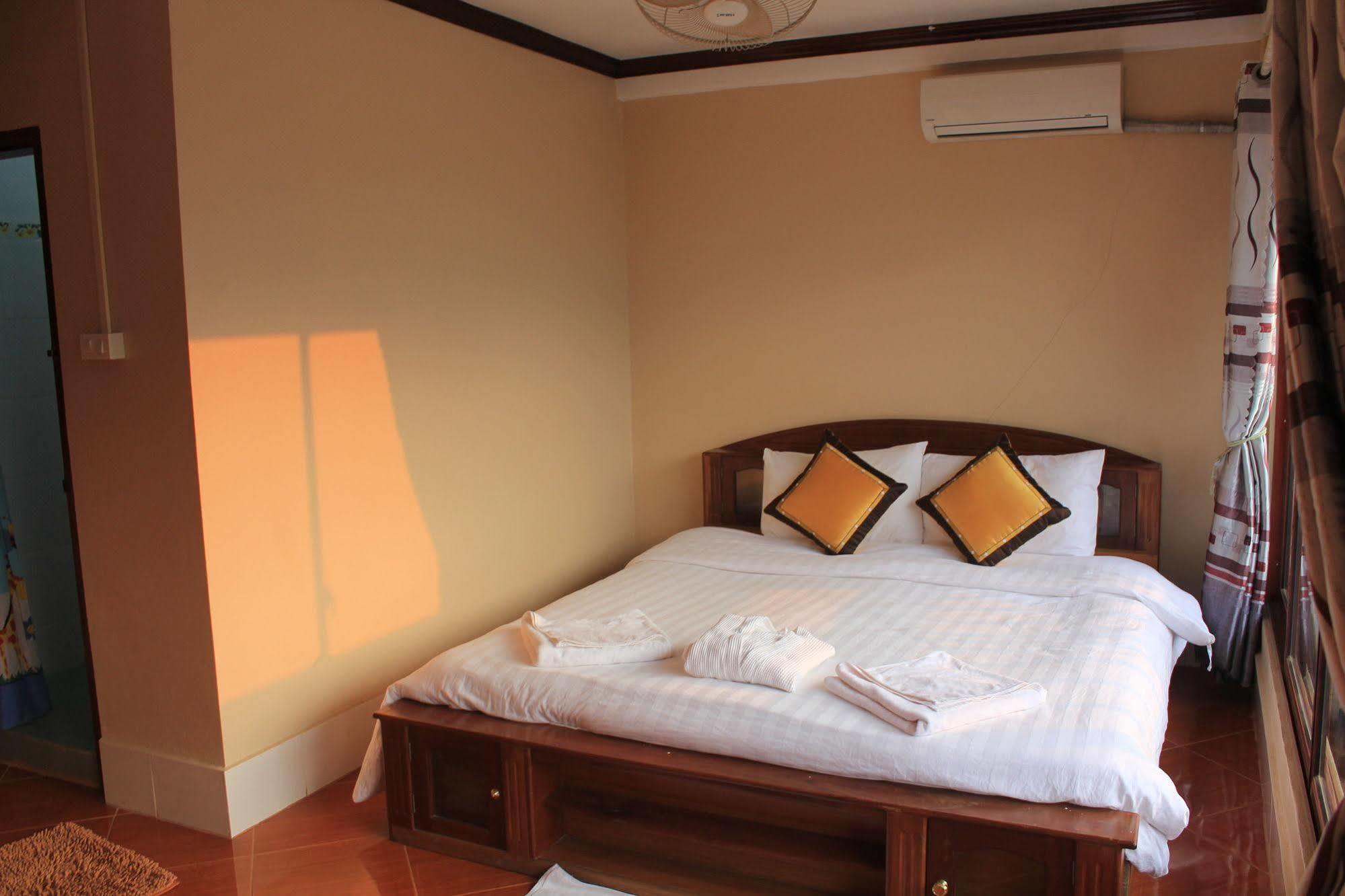 Mountainview Riverside Boutique Hotel Vang Vieng Exteriér fotografie